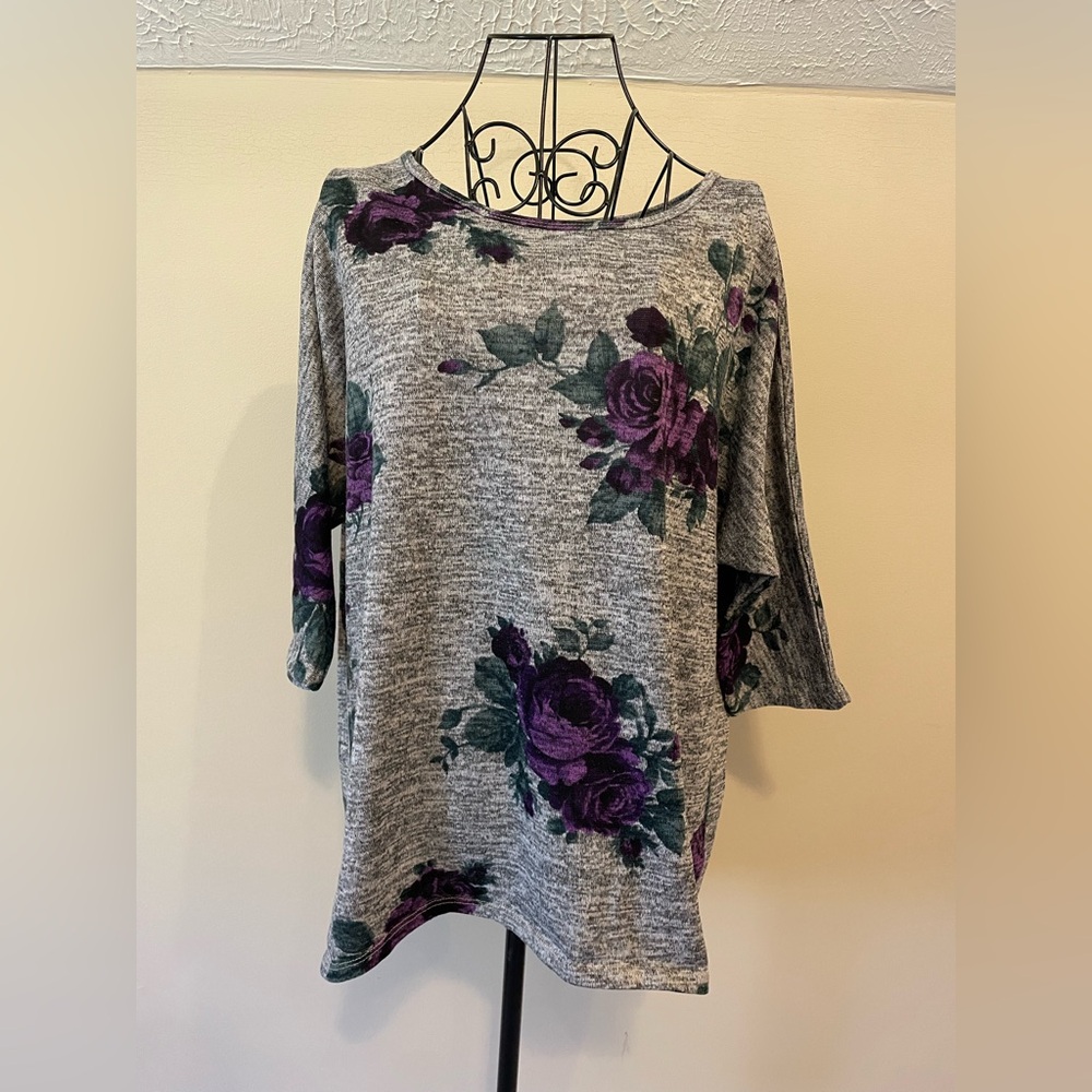 Woman's Bobbie Brooks Vintage Black And Purple Floral Knit Blouse Size XL Goth
